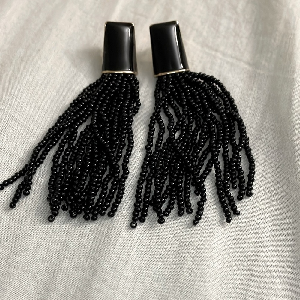 Black with gold accent fashion earrings
